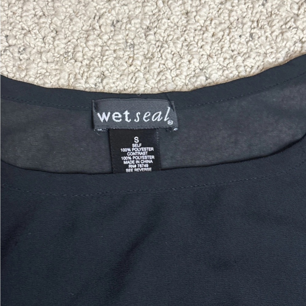 Wet Seal Black Short Sleeve Top with Silver Sequin Sleeve Accents - Picture 2 of 2